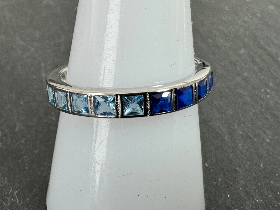 925 Silber Cocktail Ring Zirkonia  Ring Gr 19 (60)  sehr modern hell+dunkel blau - Bild 1 von 4