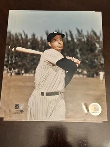 LOT (5) JOE DIMAGGIO YANKEES LEGEND GENUINE AUTHENTIC 8X10 VINTAGE PHOTOGRAPHS - Picture 1 of 2