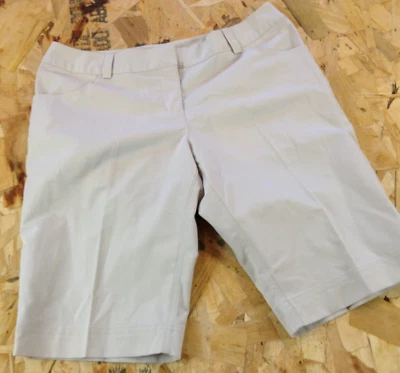 Bermudas ADIDAS Gráficas 100% Poliéster Frente Plano Beige Para Mujer Talla 8 Foto 1 de 4