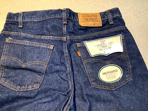 Vintage NEW Levi's Regular Fit Straight Leg Jeans Men's 34/30 - Picture 1 of 5