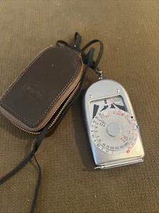 Sekonic Leader-Deluxe Model 36 Light Meter with Case - Picture 1 of 8