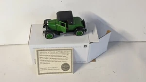1926 CHEVROLET SUPERIOR V2 WITH ORIGINAL BOX AND CERTIFICATE 1:32 SCALE - Picture 1 of 7