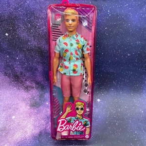 Mattel Barbie Ken Fashionista Puppe Ananas Shirt blonde Haare & Sonnenbrille #152 - Bild 1 von 5