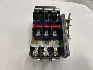Quadrato D 9422TCF33 Sezionatore Fusibile 30A 600V Ser. A (NUOVO DECOLLO) - Foto 1 di 6