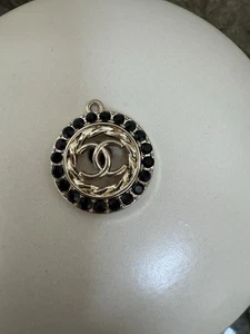 Chanel charm that can be used for bracelet ,necklace Or Zipper Pull - Picture 1 of 2