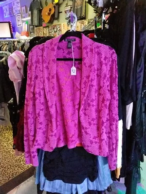 Blazer de encaje rosa Inc talla mediana Foto 1 de 3