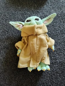 Baby Yoda Plush Grogu Star Wars The Mandalorian Force Awakens 10” Disney Stuffed - Picture 1 of 8