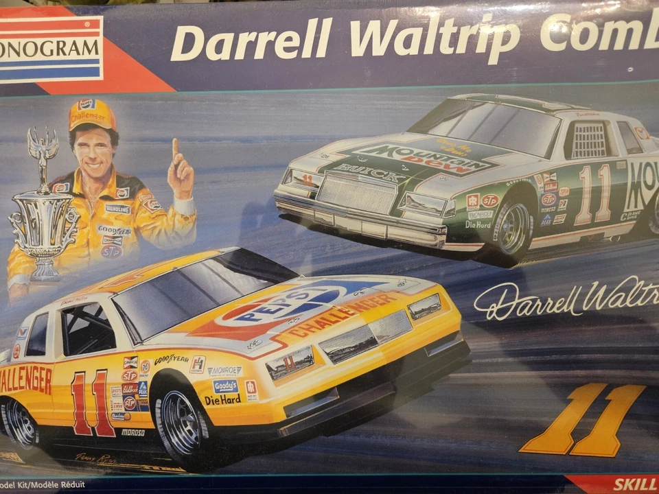 Monogram 1/24 Darrel Waltrip Combo Factory Sealed  - Immagine 1 di 4