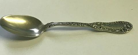 Repousse Theodore B Starr D 96 Sterling Silver Teaspoon Dominic & Haff Monogram Cover