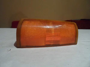 Intermitente derecho original Opel Kadett D Hella 42607R6 (613) - Imagen 1 de 3