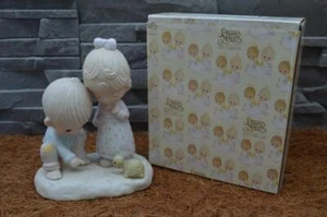 Precious Moments ~ Thou Art Mine E-3113 ~ 1979 Jonathan & David Trinity Stamp ! - Picture 1 of 6