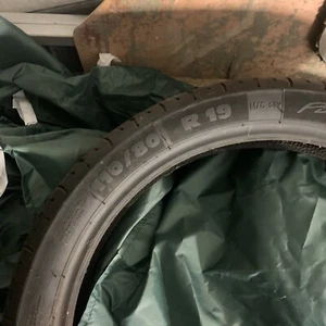 Motorbike Tire - Picture 1 of 7