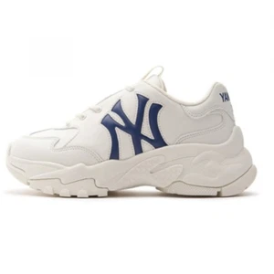 MLB Big Ball Chunky Window NY New York Yankees Shoes (3ASHBCW3N-50WHS) - Picture 1 of 6