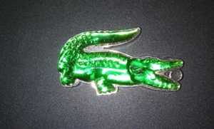 LACOSTE Crocodile Keychain GREEN Metal Crocodile - Picture 1 of 3