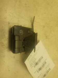 14-15 TOYOTA RAV4 LIMITED LANE DEPARTURE CAMERA / PROJECTOR ASSEMBLY - Picture 1 of 12