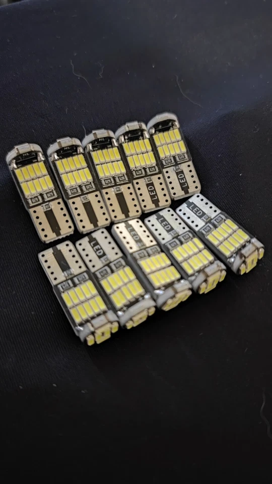 10x Ampoules LED W5W T10 360° CANBUS Anti-Erreur HQ 3W 12V - Photo 1/1