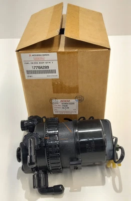 Nuevo filtro de combustible diésel OEM Mitsubishi 2,5 2015-2019 L200 Pajero Triton 1770A289 Foto 1 de 3