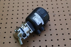 BURKERT 2031 0 15.0 EU 5A93 PNED VÁLVULA DE DIAFRAGMA 10BAR PILOTO 5-7BAR - Imagen 1 de 4