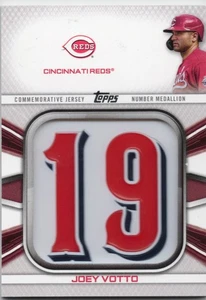 2022 Topps Jersey Number Medallion Joey Votto Card Cincinatti Reds - Picture 1 of 2