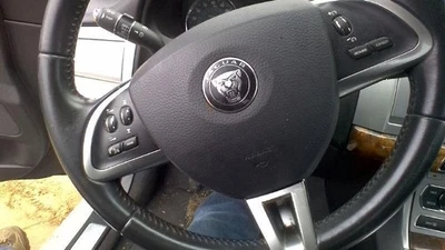 Medidor de flujo de aire de inyección de combustible usado se adapta a: 2014 Jaguar Xf 3.0 grado A Foto 1 de 4