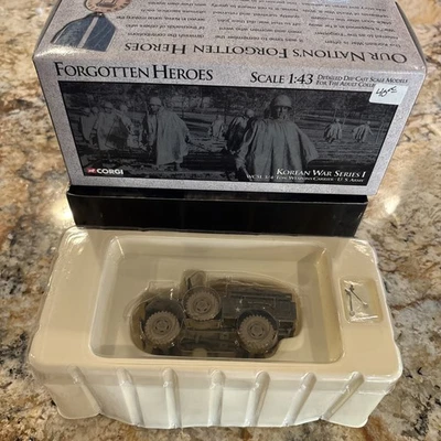 Corgi Forgotten Heroes 1:43 Guerra de Corea Serie 1, 3/4 Toneladas Portador de Armas Nuevo en Caja Foto 1 de 4