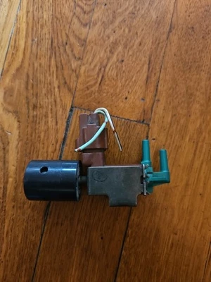 Electroválvula de vacío 89-95 TOYOTA 4Runner Pickup OEM VSV 85440-35010 Foto 1 de 4
