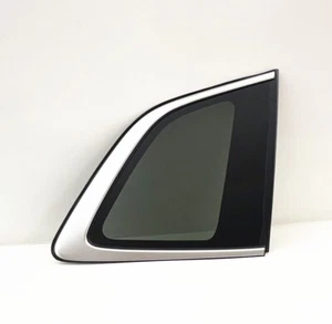 Vidrio de privacidad de cuarto de ventana lateral derecho/pasajero para Honda CR-V 2023-2025 - Imagen 1 de 4