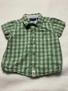 Camisa de manga corta a cuadros Oshkosh para bebé niño talla 6 M - Imagen 1 de 4