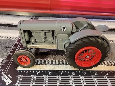 Ertl Twin City  1/16 Diecast Farm Tractor Replica Collectible - Image 1 of 4