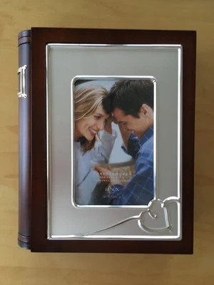 Álbum de fotos de estantería Lenox Forevermore plateado y madera PEQUEÑO RASGUÑO en la parte posterior Foto 1 de 4