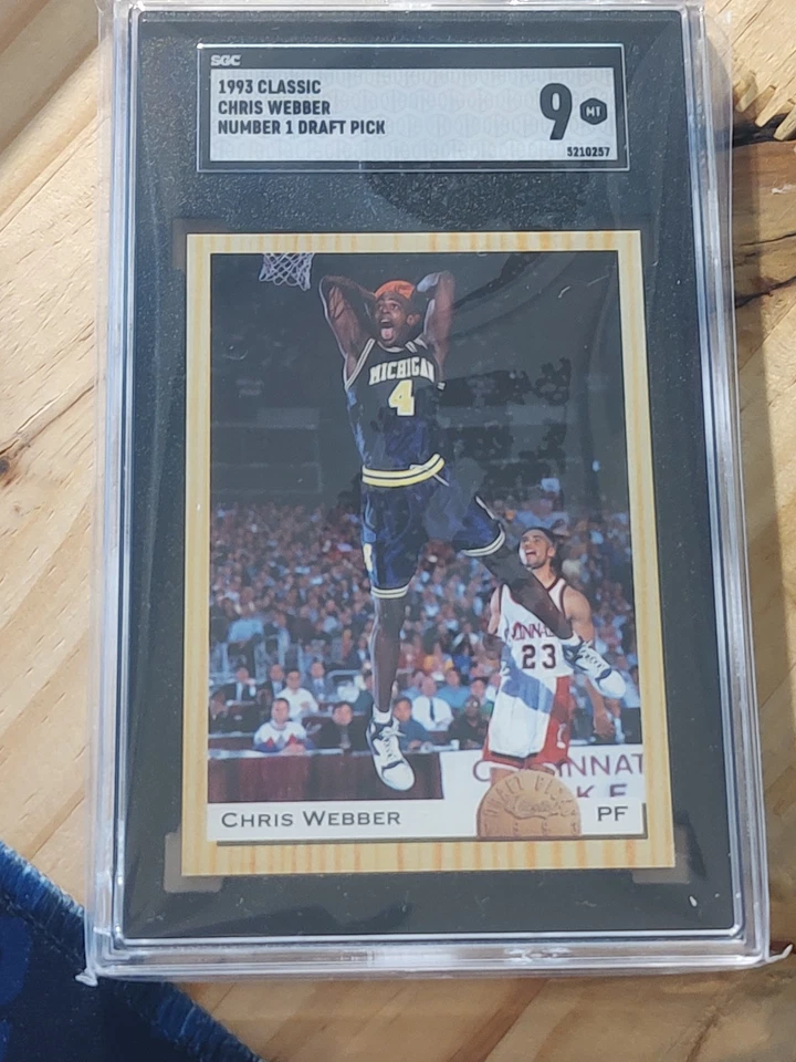 1993 Classic Chris Webber #1 SGC 9 MICHIGAN WOLVERINES - Image 1 of 1