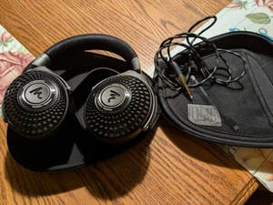 Focal Lensys Professional Wired Over-Ear Closed-Back Headphones - Imagen 1 de 2