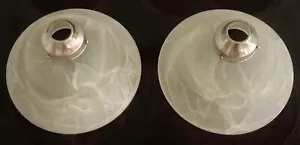 PAIR VINTAGE LOOK BELL SHAPED WHITE PATERN FROSTERED GLASS CEILING BATTEN LIGHTS - Foto 1 di 15