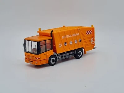 Mercedes-Benz - Nettezza urbana - Cararama - 1:80 - Immagine 1 di 2