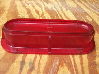 1961 Pontiac Catalina Ventura stop & tail lamp lens Guide #5951952 NOS! - Image 1 of 2
