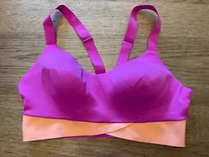 Victoria's Secret Berry Sherbet MEDIUM DD Love Cloud Crossover Sport Bra VS - Picture 1 of 2