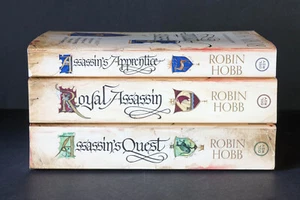 Robin Hobb FARSEER TRILOGY Complete Series Lot of 3 (#1-3) Trade Paperback Books - Picture 1 of 6