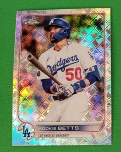 2022 Topps Chrome Mookie Betts LOGOFRACTOR #50 Dodgers FAST FREE SHIPPING - Picture 1 of 2