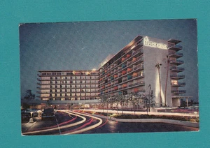 BEVERLY HILTON HOTEL BEVERLY HILLS CA 1956 Vintage Auto Chrome Posted Printed Ad - Picture 1 of 2