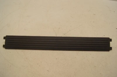 Mercedes Benz ML320 W163 1999 moldura de entrada de puerta trasera 1636860220 Foto 1 de 4