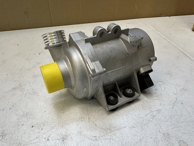 Bomba de agua motor eléctrico para BMW X3 X5 328i 128i 528i 11517586925 Foto 1 de 4