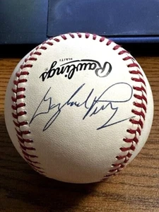 GAYLORD PERRY 12 SIGNED AUTOGRAPHED ONL BASEBALL! Giants, Yankees! HOF! - Picture 1 of 2