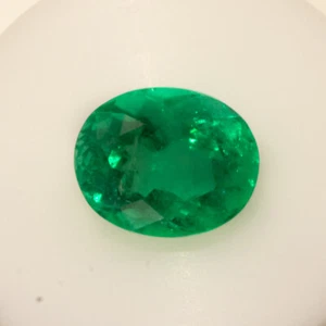 9.4 ct Colombian Emerald vivid green 100% natural from colombia - Picture 1 of 9