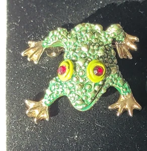 Green Spotted Red Rhinestone Eyed Sitting Frog Gold Tone Fashion Brooch Pin - Picture 1 of 6