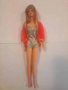 VINTAGE 1970 Dramatic Living Titan blonde Barbie Puppe Original Badeanzug & Jacke - Bild 1 von 11
