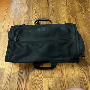 TUMI Alpha Carry-On Tri Fold Luggage Garment Bag Black Padded Adjustable Strap - Picture 1 of 9
