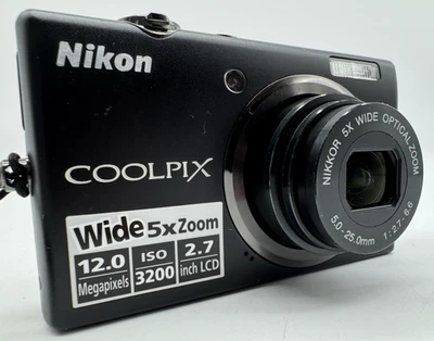 Nikon Coolpix S570 12.0MP Digital Camera Nikon Battery 4GB SD Nikon Case -Tested - Image 1 of 4