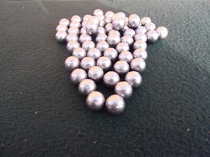 100 14mm approx round lead balls catapult slingshot ammo - Picture 1 of 2