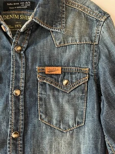 ZARA Boys Blue Denim Shirt Overshirt Jacket Flap Pockets Western Youth Size 4/5 - Picture 1 of 11