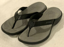 Crocs Yukon Sandals Men's Sz 9 Black/Gray Leather Flip Flop Slip Ons Pre Owned